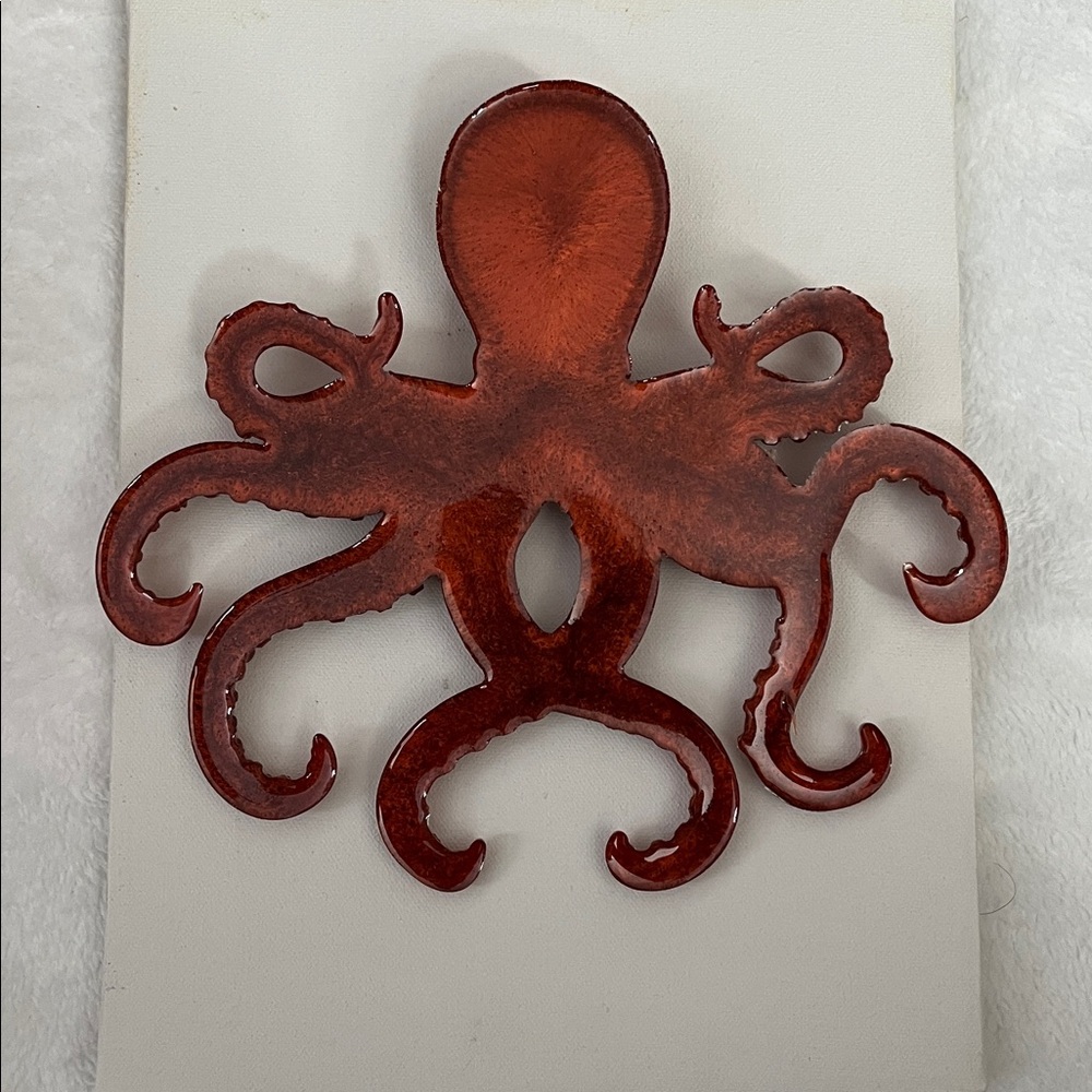 Handmade Resin Octopus Wall Decor 8.46”x 9.44” - Picture 8 of 8